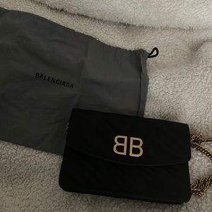 Balenciaga quilted wallet on chain